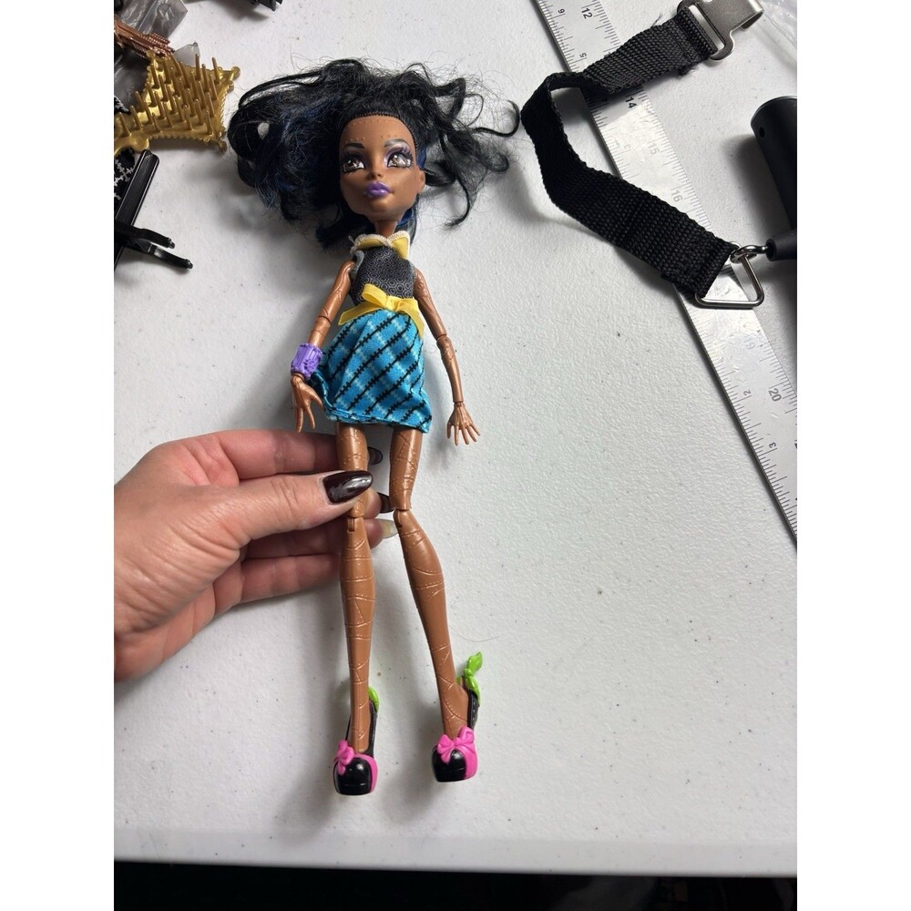 Monster High Doll Robecca Steam Dance Class